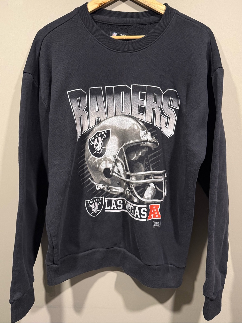 Las Vegas Raiders NFL Black Graphic Crewneck Sweatshirt